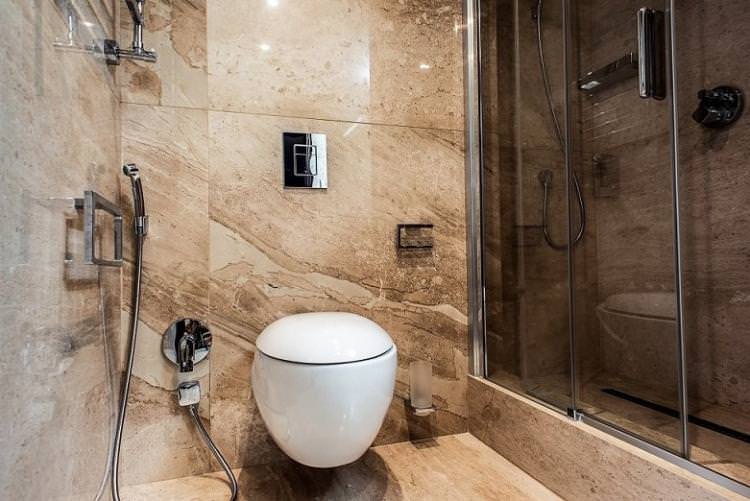 Об'єднання з ванною - Дизайн маленького туалету